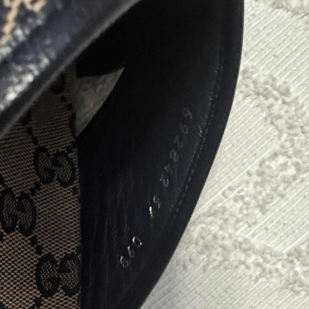 Gucci Beige and Black Monogram Slides - Picture 4 of 7